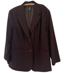 Dark Brown Blazer three button closure wool blend in size medium new 22W